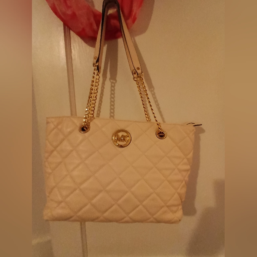 Michael Michael Kors - Picture 10 of 16